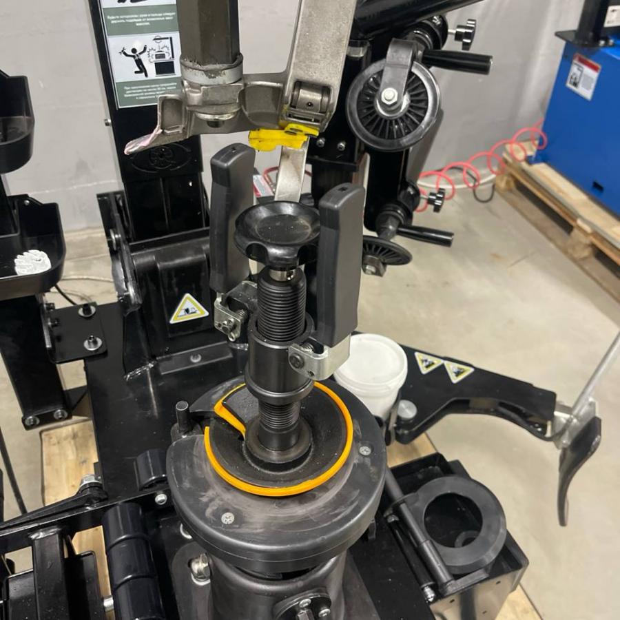 Супер автоматический шиномонтажный станок 